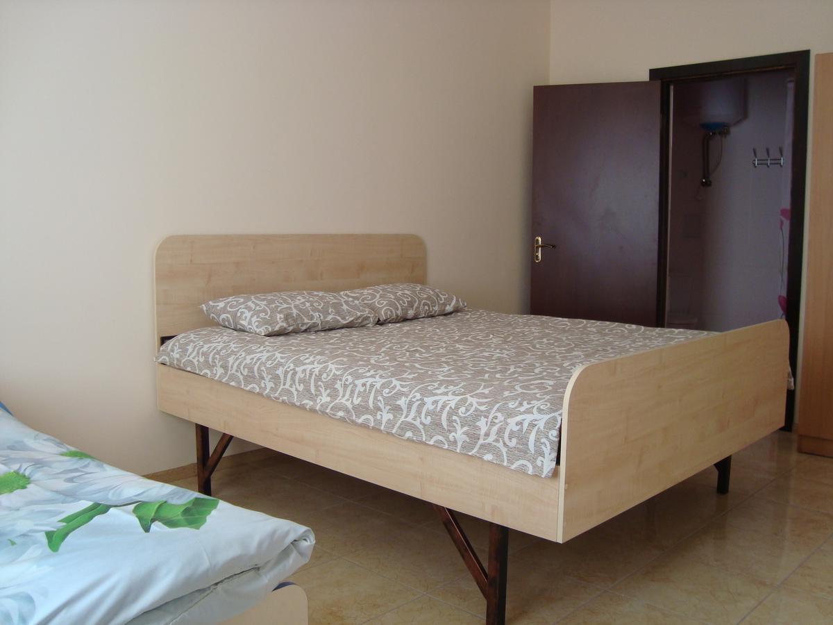 Hostel Sofia Zhytomyr Exterior photo